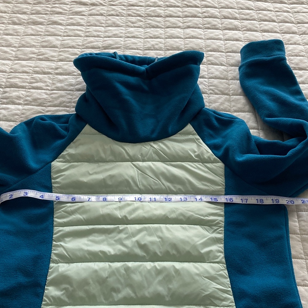 Lands' End Blue and Light Green Quilted Fleece Hoodie - Picture 10 of 11